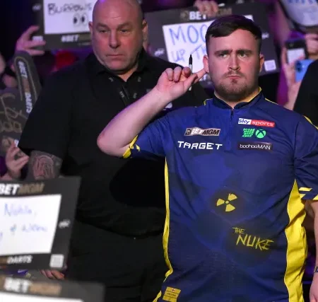 Premier League Darts Night 8 results, scores: Littler makes it four