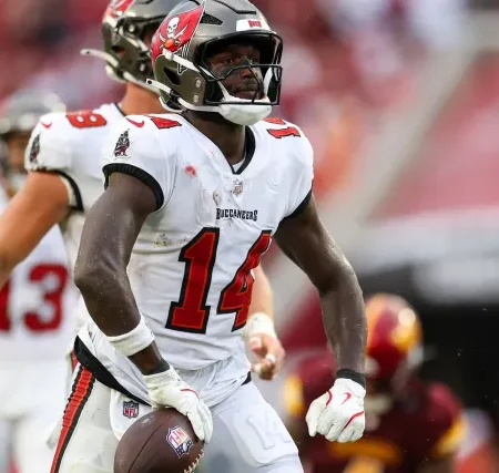 NFL free agency rankings: The best WRs available in 2025, led by Davante Adams, Stefon Diggs