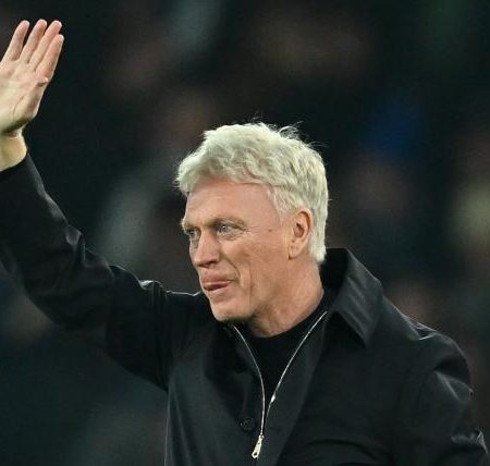 Everton offer club record $10m salary to retain Man United and Real Madrid target