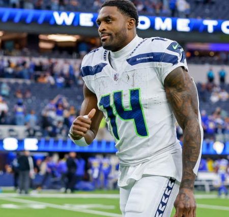 DK Metcalf contract details: Former Seahawks WR inks 5-year, $150 million deal with Steelers after trade