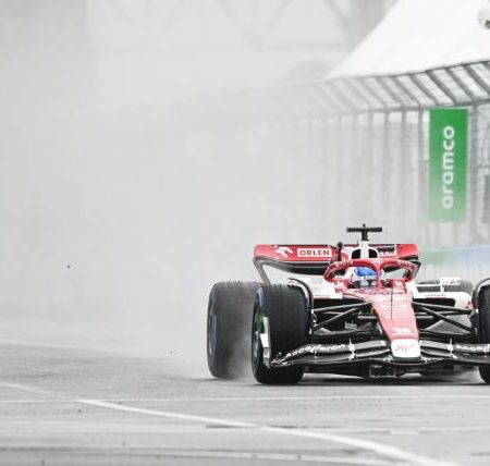 When was the last wet F1 season opener?