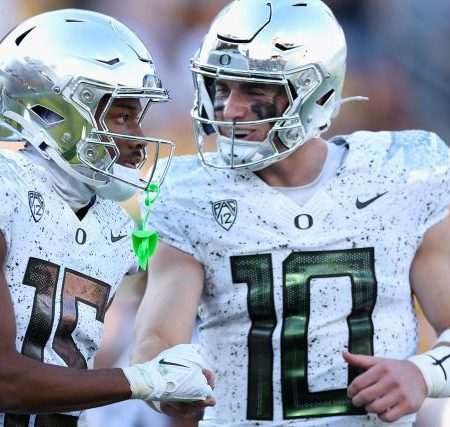 Tez Johnson and Bo Nix relationship, explained: How former Oregon teammates became adopted brothers